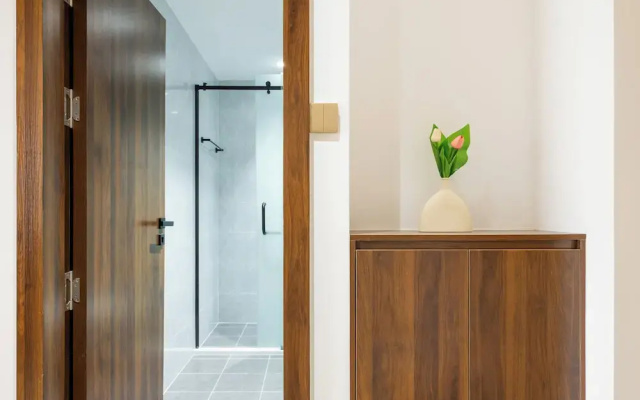 The Pinnacle Residence Service by Soben