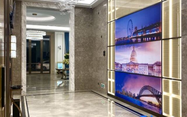 Vienna International Hotel (Luoding Xicheng Duxuan Branch)