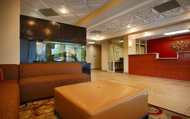 Best Western Knoxville Suites - Downtown