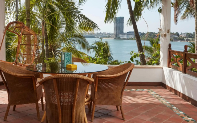 Tamarind Village Apartments