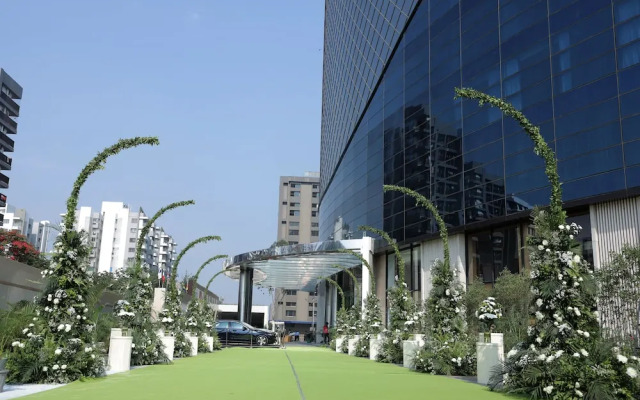 The World Surat