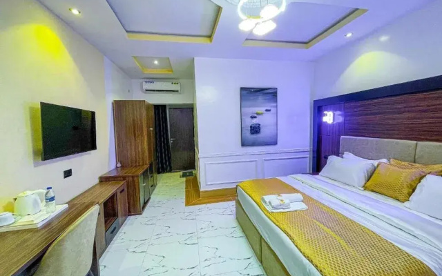 Julicis Hotels and Suites