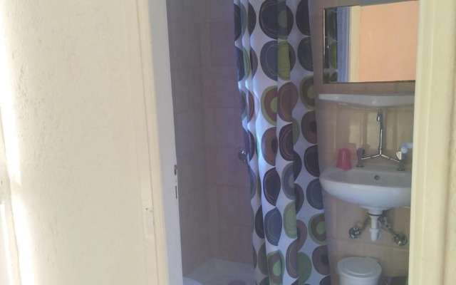 CLEO ROOM WITH YARD IN MALIA 250m FROM THE BEACH