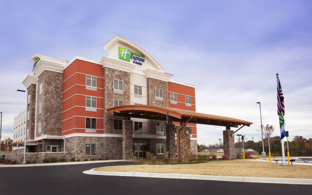 Holiday Inn Express & Suites Hot Springs, an IHG Hotel