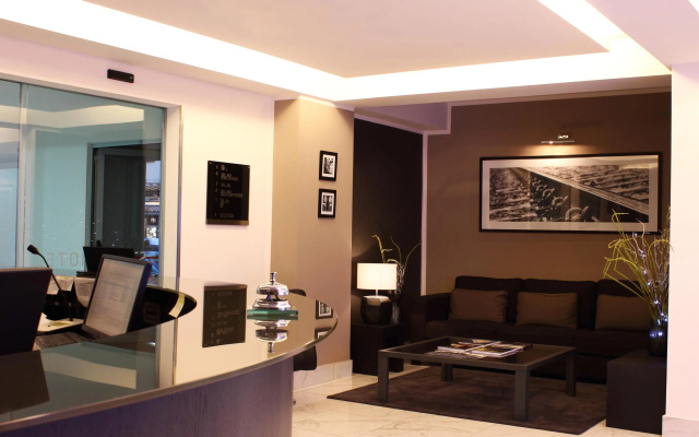 Stelle Hotel The Businest