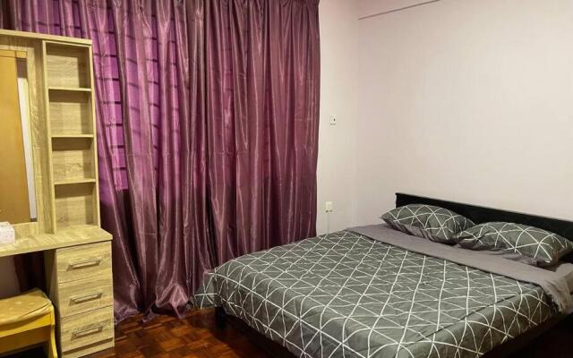 JML Family Homestay ~ Entire Residential Home