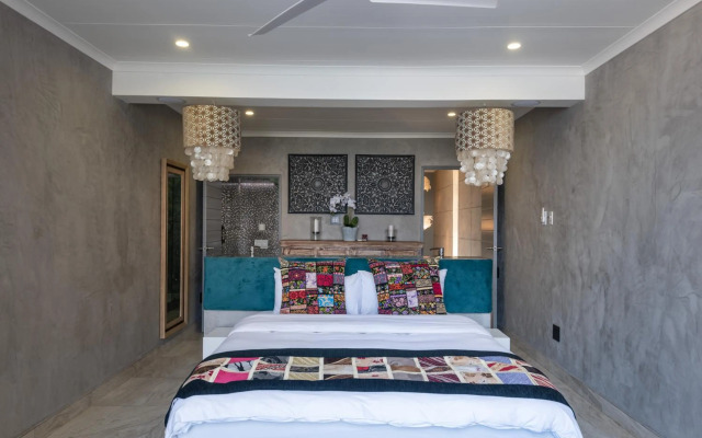 Sea front designer apartment