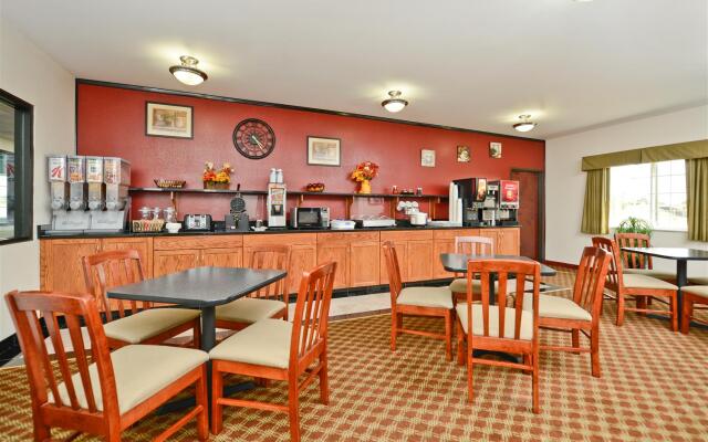 Best Western Plus Wakeeney Inn & Suites