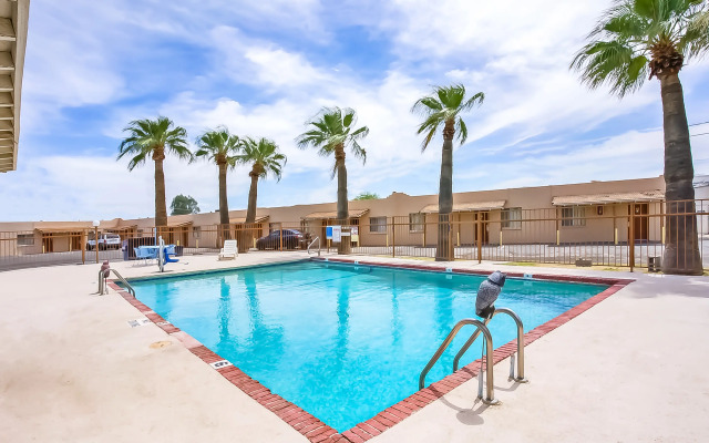 OYO Hotel Yuma AZ - I-8/US-95