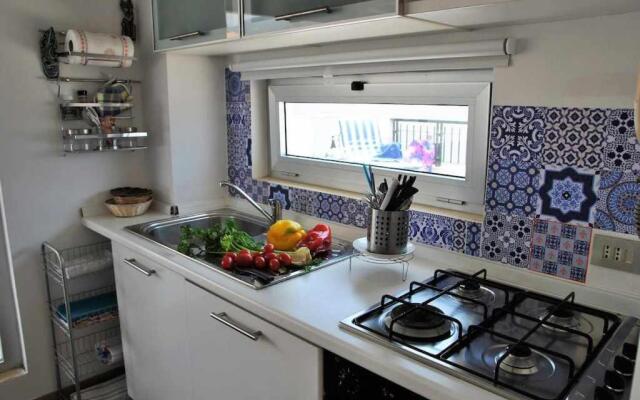 ATTICO BLU monolocale a 50 mt dal mare