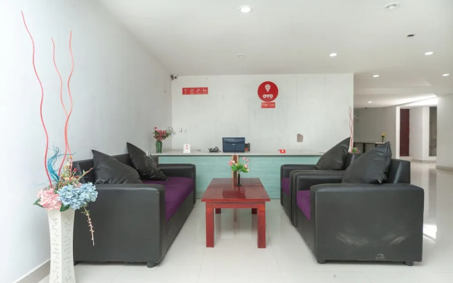 OYO 22532 Purple Lake View