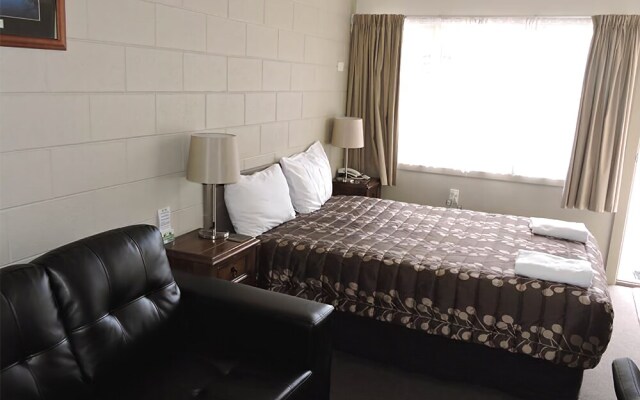 219 on Johns Motel & Holiday Park