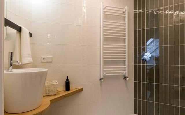 Seis Aldabas Apartamentos