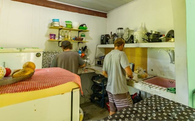 Hostel e Camping Rio das Pedras