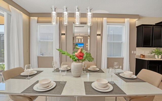 6047 Broad Oak Drive