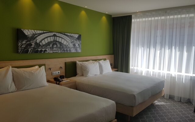 Hampton by Hilton Antwerp Central Station