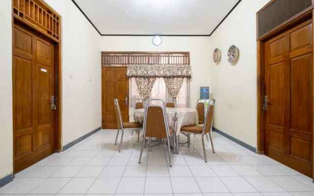 OYO 2889 Abel Homestay Syariah