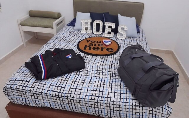 Devoted Hoestel in Cancun With Equipped Kitchen, Pool, Close to Beaches & More!