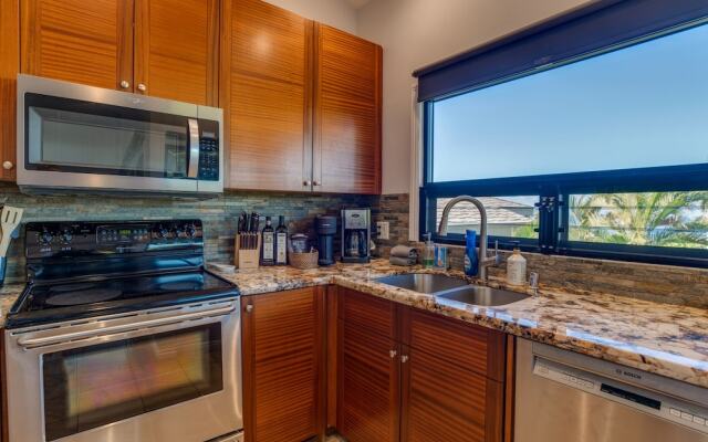 Wonderful Wailea Condo Lanai Water Views