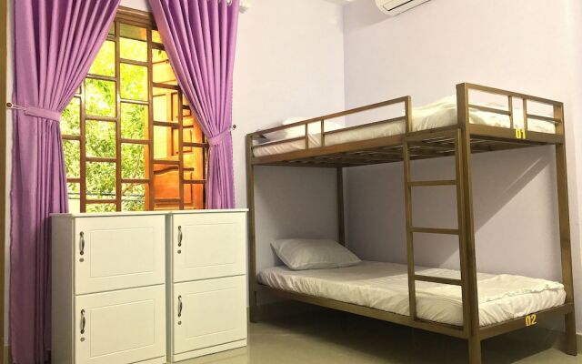 Sun's Kiss Hostel