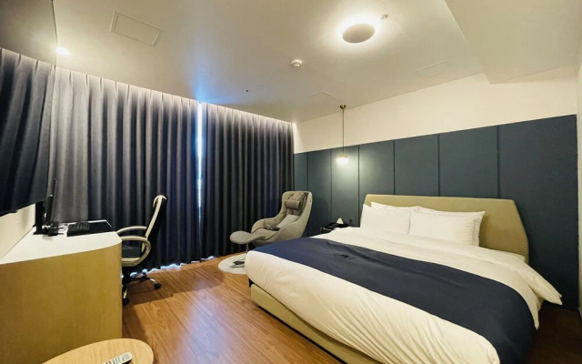 Browndot Hotel