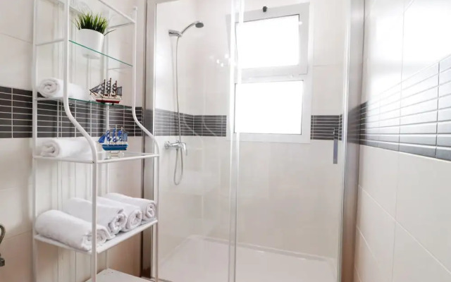 Summerland Apartments Rota