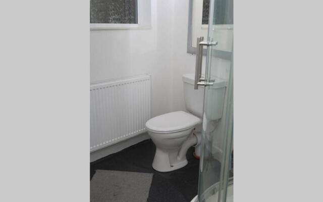 Hullidays - University Side Lg 4 bed House