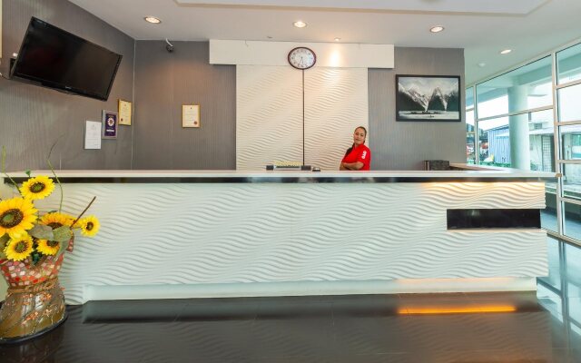 OYO 1009 Regalo Hotel