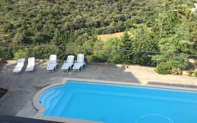 Écurie De Cucugnan. Chambres d'hotes