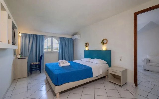 Porto Koukla Beach Hotel