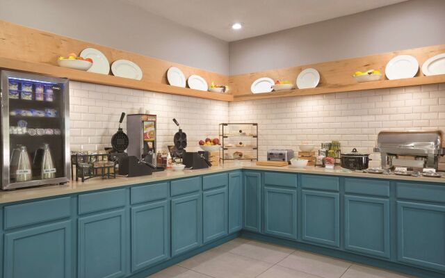 Country Inn & Suites by Radisson, Newnan, GA