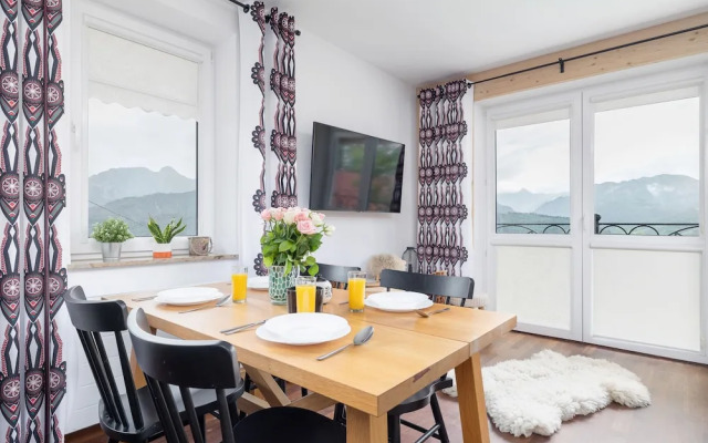 Krolewska Apartment Mountain by Renters