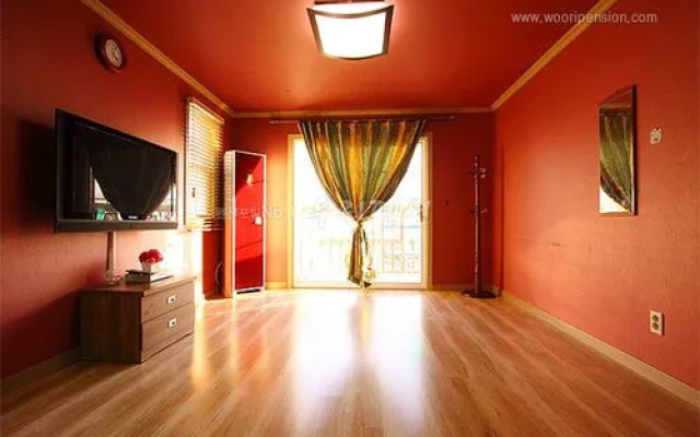 Ganghwado Gold View Pension