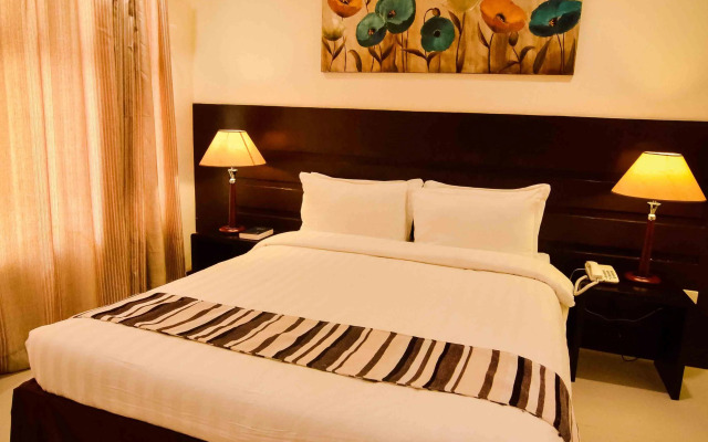 FB Hotel and Convention Center