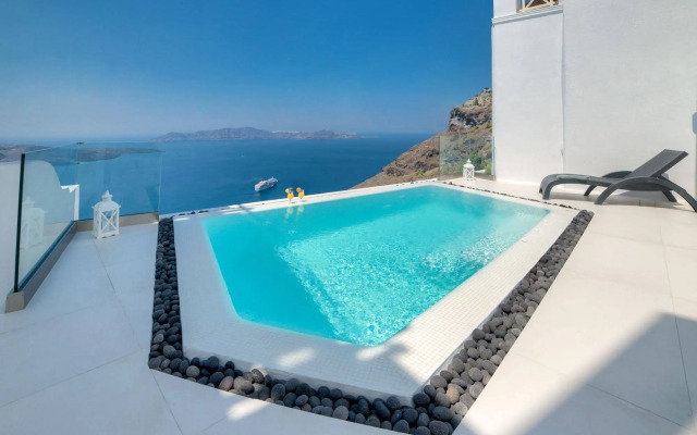Daydream Luxury Suites