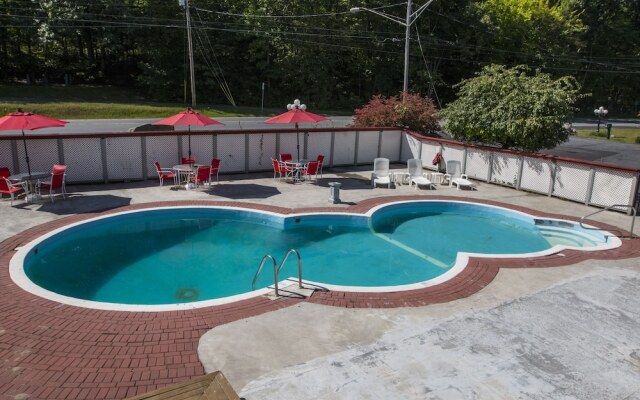 King Hendrick Motel