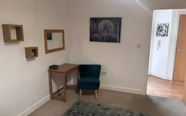 1br-sleeps4-35mintocentrallondon-40mintoheathrow