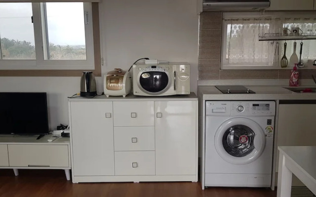 takche pension joy house