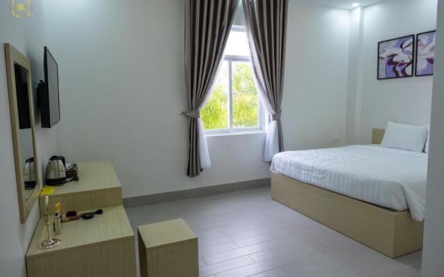 Nguyen Nhan Hotel