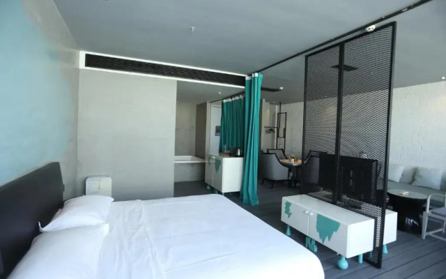 YueLanwan Seaside Resort Hotel
