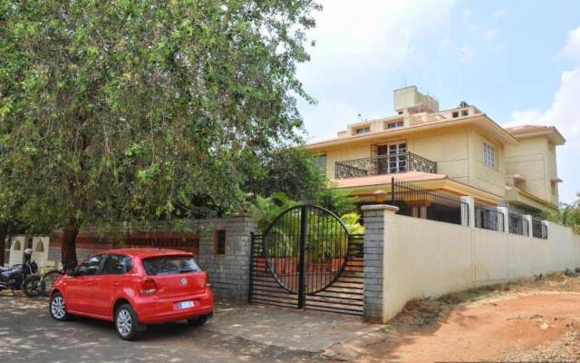 Suvarna Luxury Home Stay