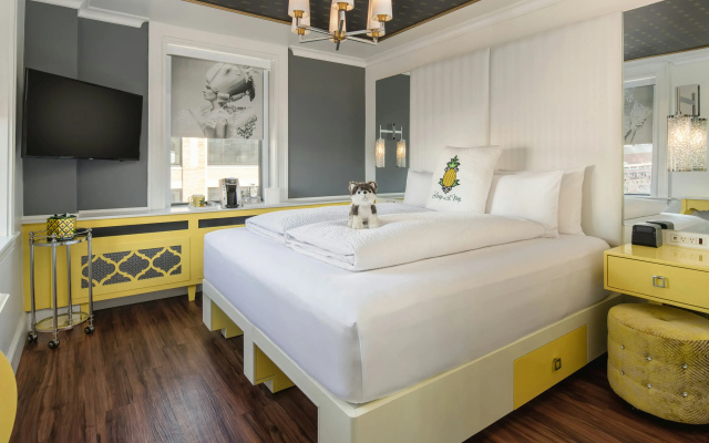 Staypineapple, A Delightful Hotel, South End