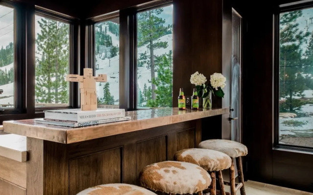 Granite Chief - Bronson