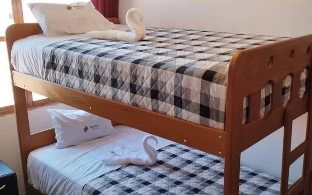 Zarate's Hostel