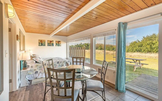 Pacific Surf Condos