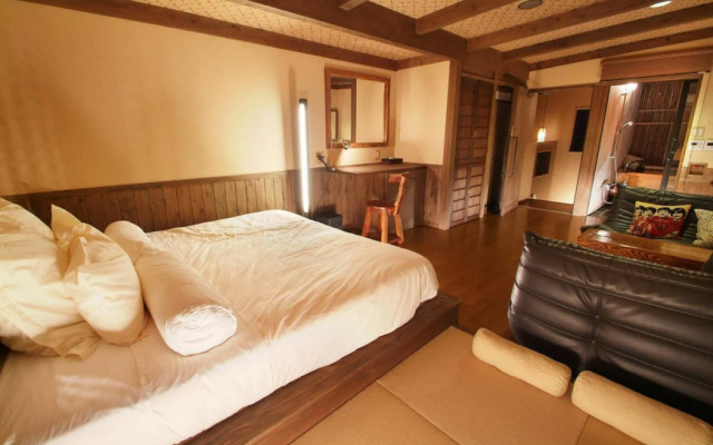 Tsuruya