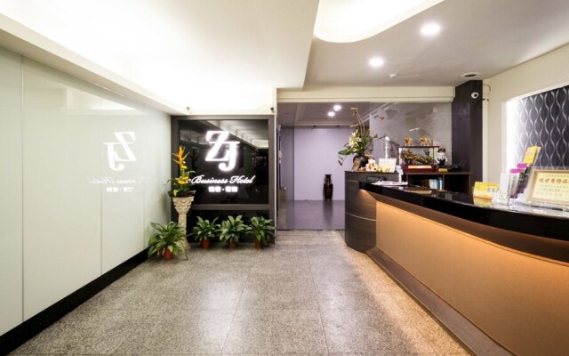 Jung Zaw Business Hotel