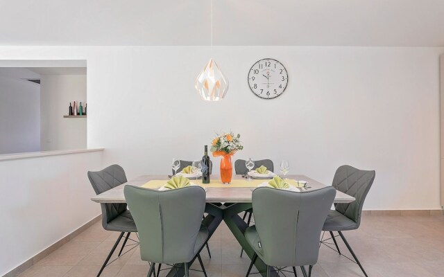 Spacious Villa With Private Pool in Labin