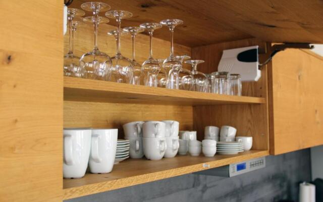 3,5 Zimmer Dachwohnung: Modern, komfortabel, zentral, mit Bergsicht