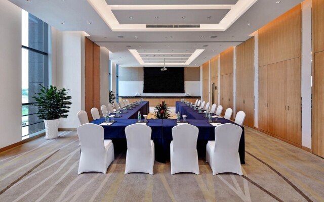 Holiday Inn Chengdu Qinhuang